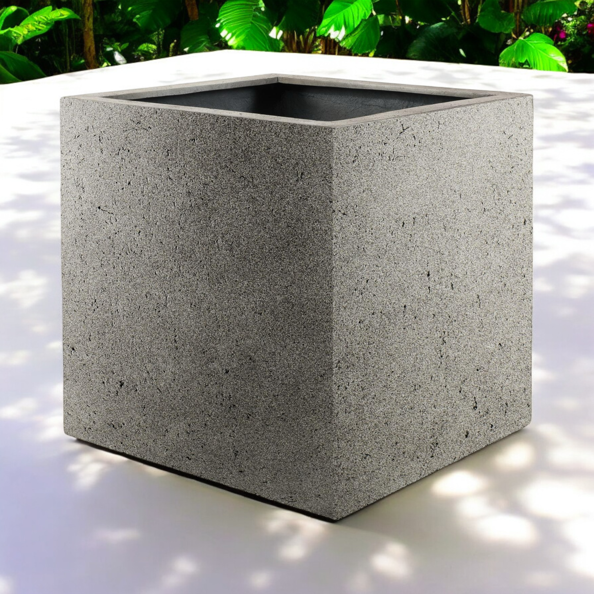 Pot Grigio Cube Natural Concrete – Strakke en natuurlijke uitstraling voor jouw buitenruimte