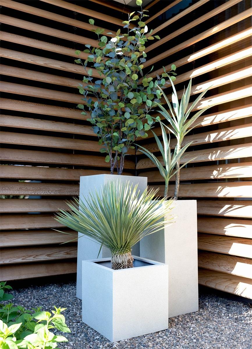 Pot Grigo Cube Antique White – Luxe en stijlvol voor jouw tuin